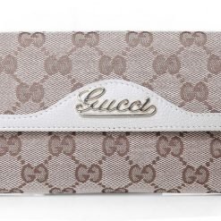 Beige Calfskin Leather B5718