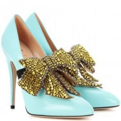 Glossed-leather pumps with detachable embellishment Green